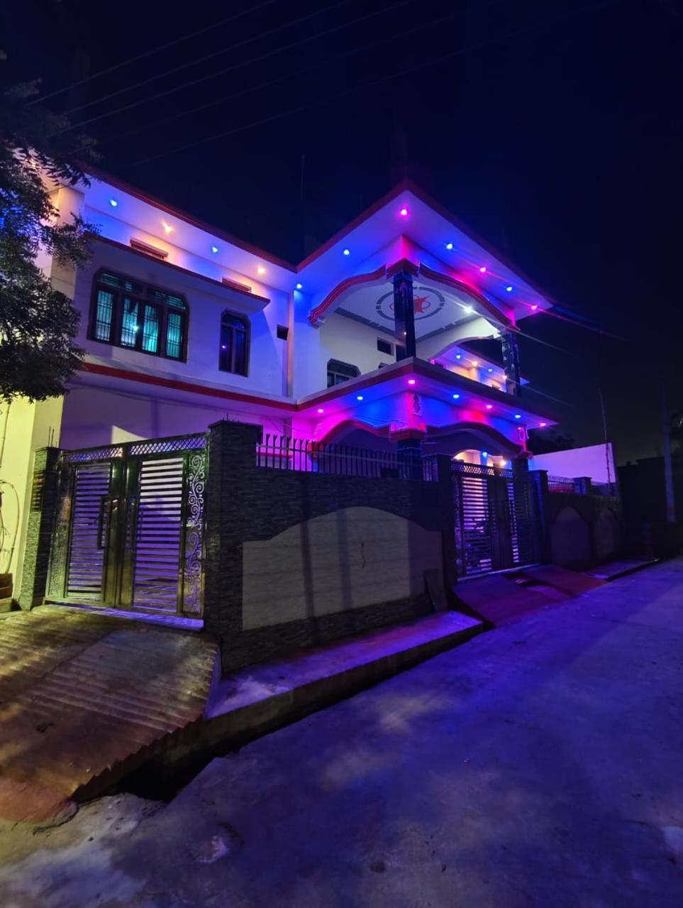 Shree Ram Guest House Near Ram Mandir Ayodhya Eksteriør bilde